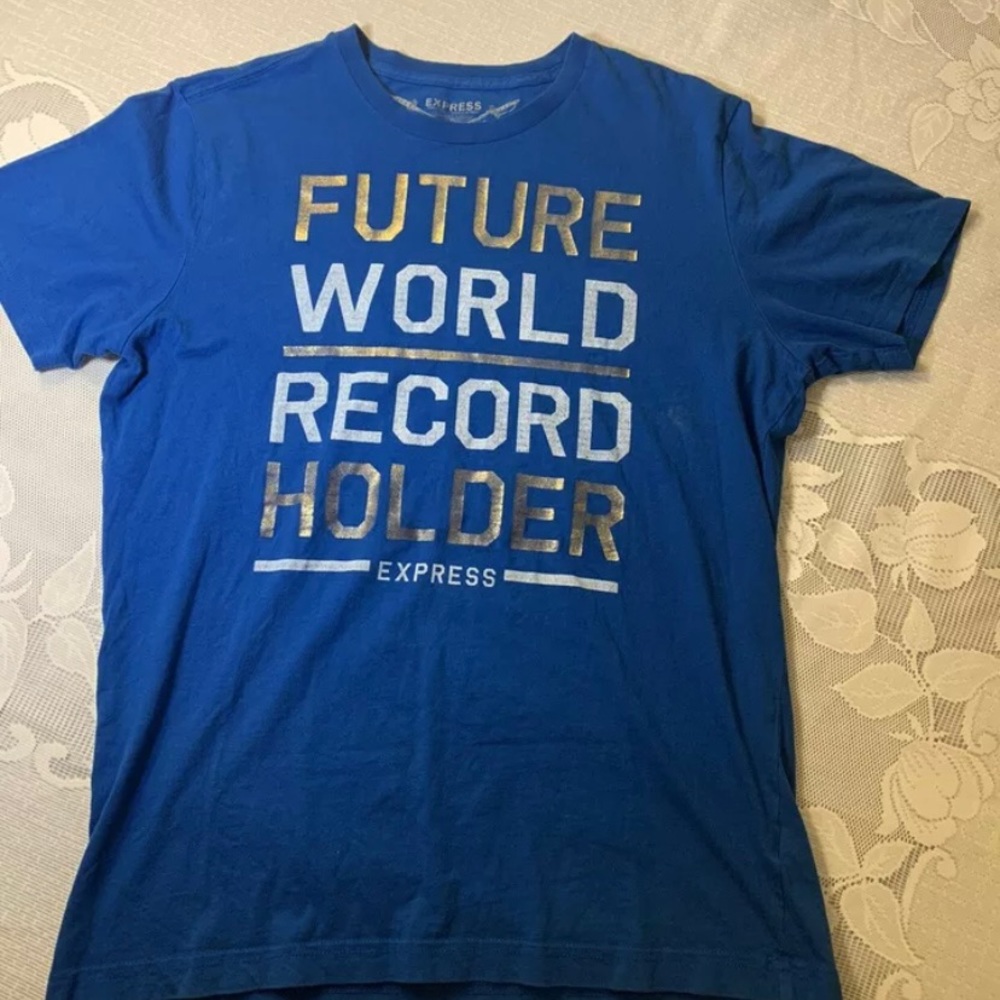 Express graphic T shirt mens Future world record holder size medium